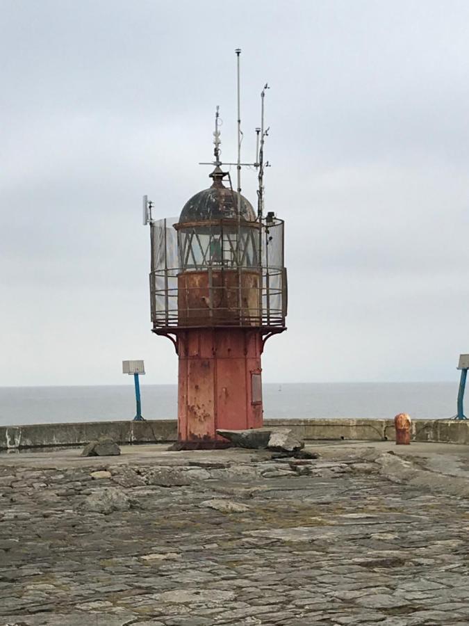 Bobby'S Bolthole Apartment Heysham Bagian luar foto